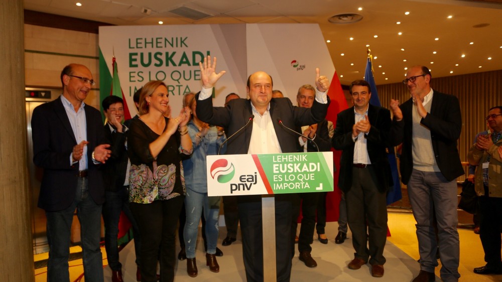 Talde jeltzale indartsu bat Madrilen