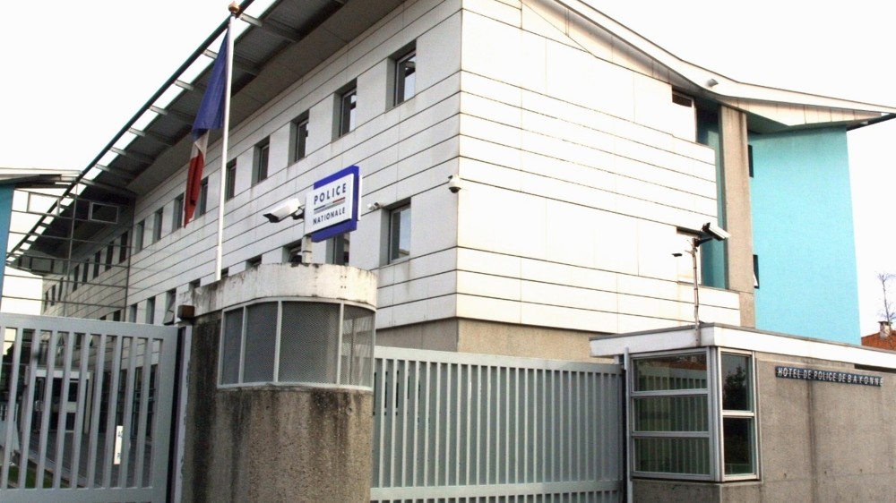 Goizean goiz atxiloketak: tira bira guttiago, aterabide gehiago