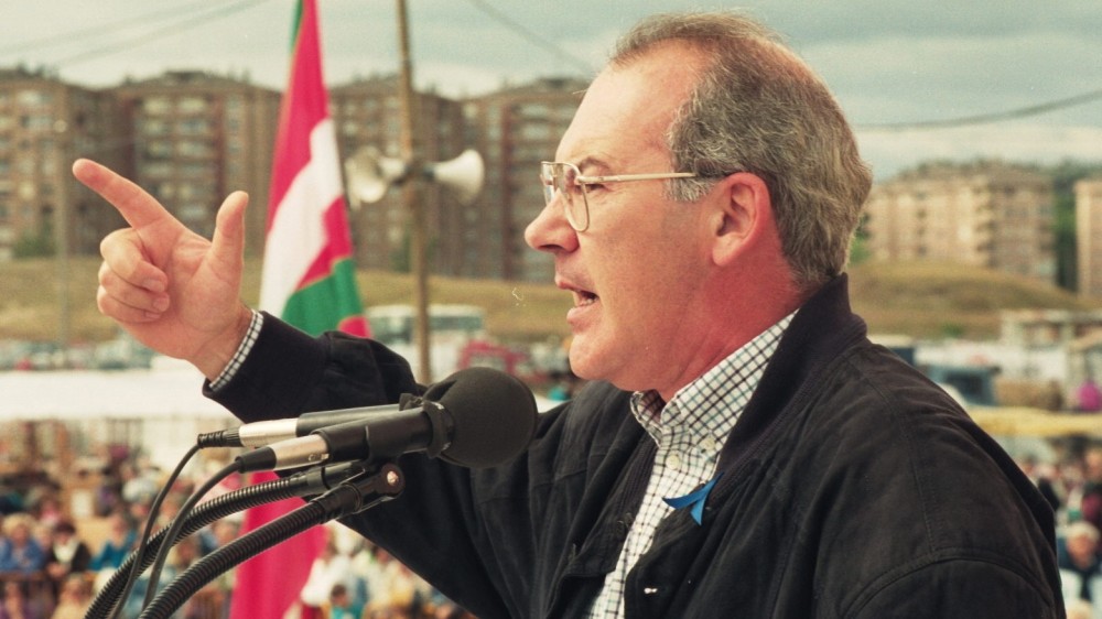 Euskadi-ren gizon handi bat joan zaigu : Ardanza Lehendakaria zendu da