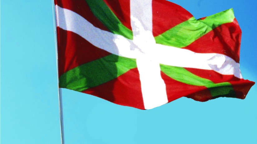 Fête de l‘ikurriña, le 14 Juillet, à St Jean de Luz et le 19 Juillet, à Musculdy Fête de l‘ikurriña, le 14 Juillet, à St Jean de Luz et le 19 Juillet, à Musculdy