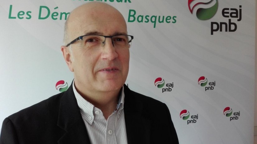 Beñat Arrabit, le jeltzale, responsable de la politique linguistique Beñat Arrabit, le jeltzale, responsable de la politique linguistique