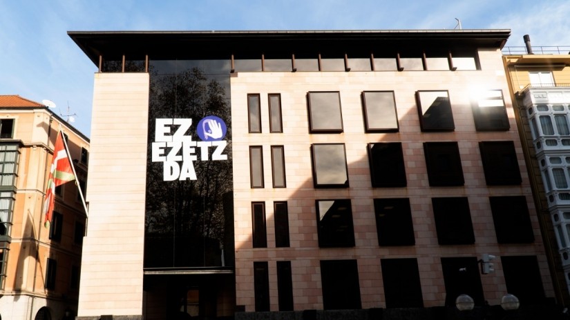 Journée Internationale pour l’élimination des violences contre les femmes : déclaration de la Direction nationale d’EAJ-PNB Journée Internationale pour l’élimination des violences contre les femmes : déclaration de la Direction nationale d’EAJ-PNB